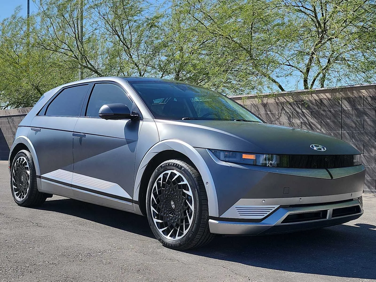 Used 2023 Shooting Star (Matte Gray) Hyundai Limited image 3