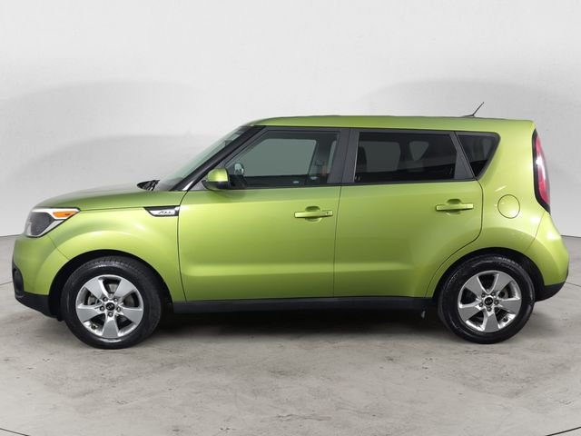 Used 2018 Green Kia Base image 8