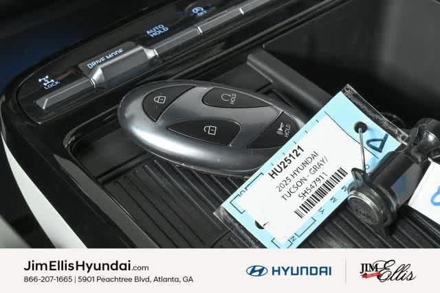 2025 Hyundai Tucson Limited - Photo 22