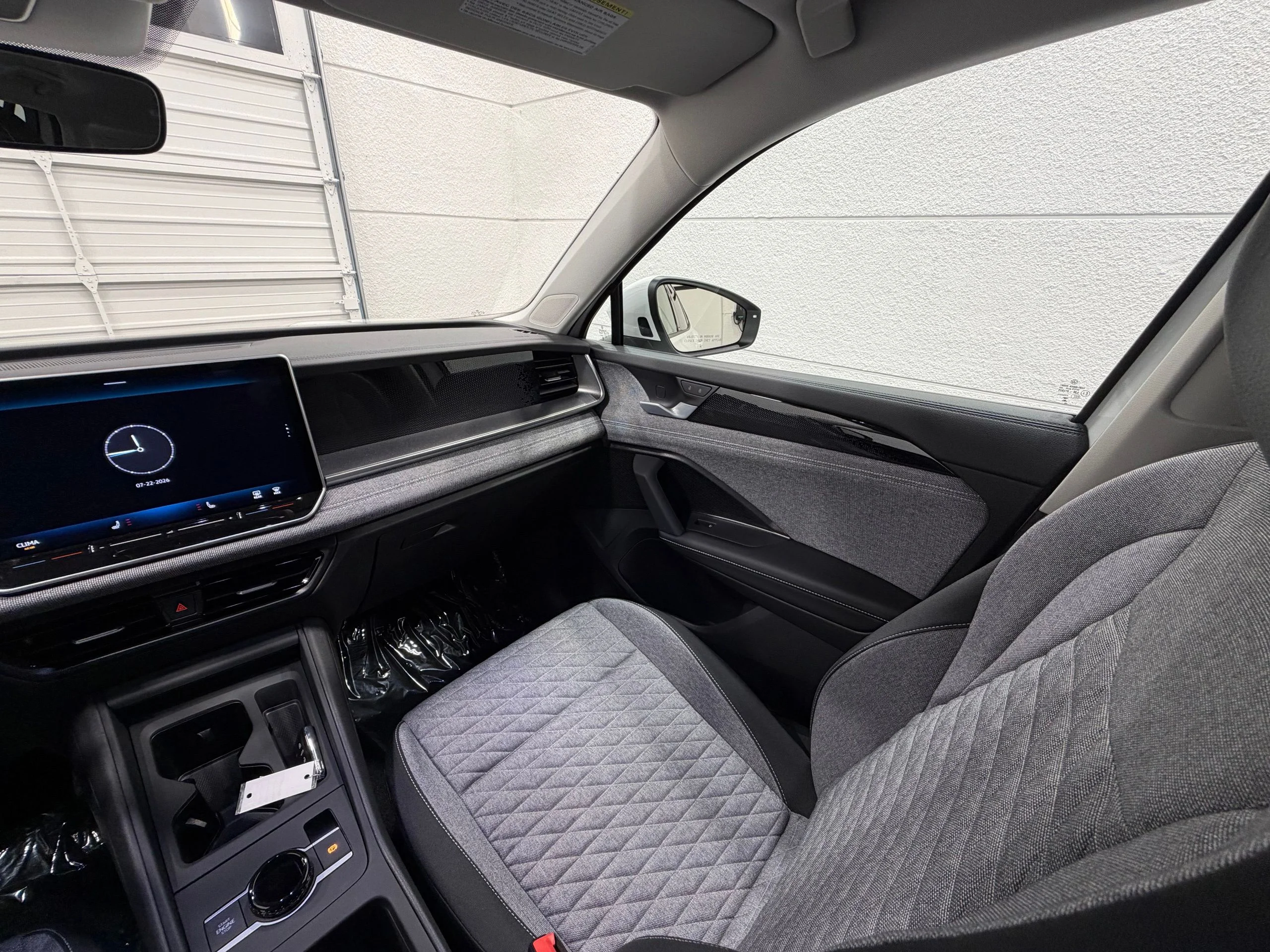 New 2026 White Volkswagen 2.0T S image 32