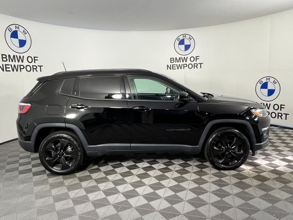 Used 2019 Black Jeep Latitude image 5