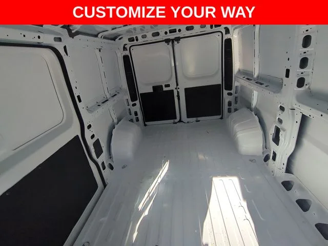 New 2025 Bright White Clearcoat RAM Tradesman image 28