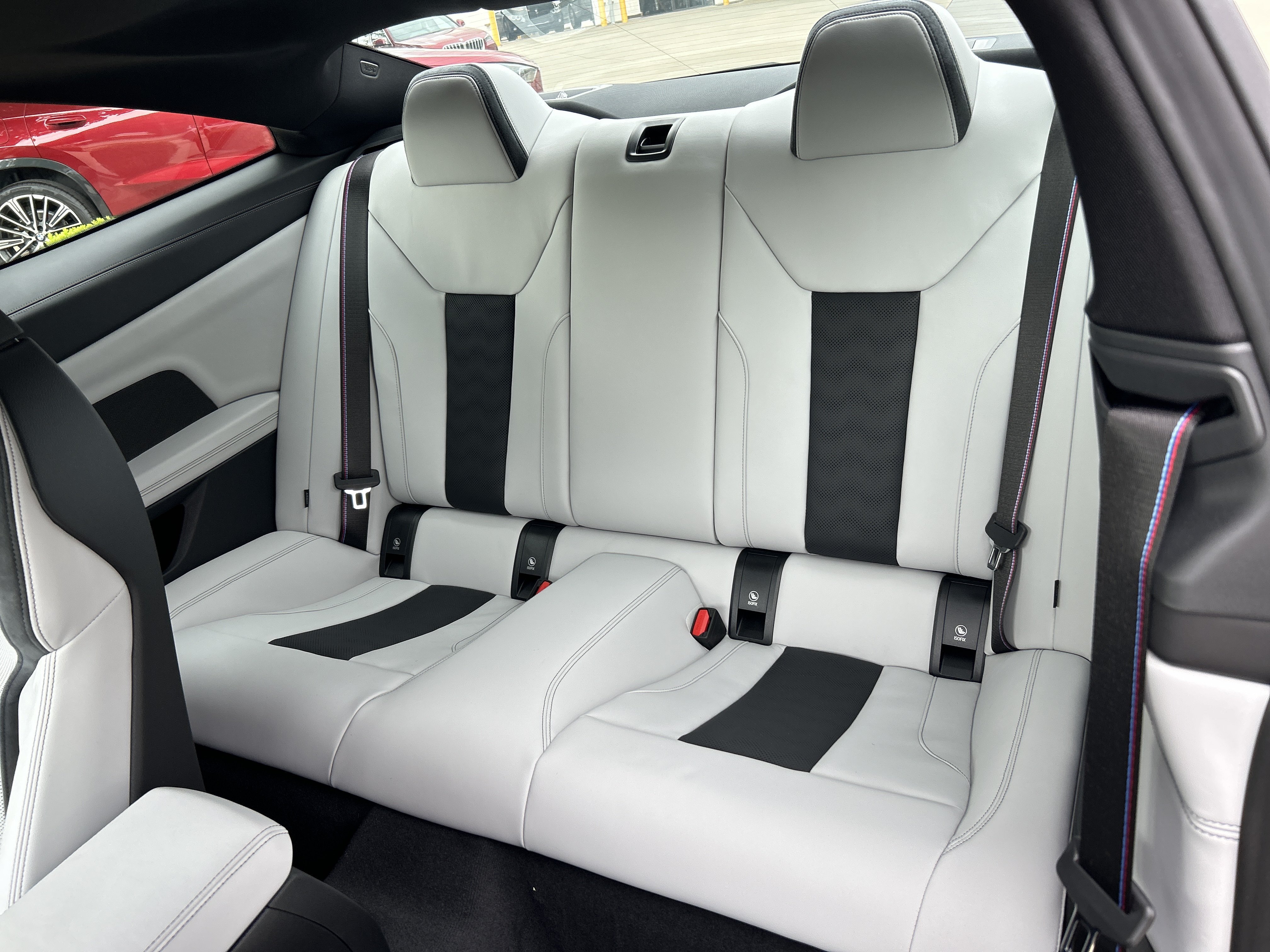 New 2027 0C4P Brooklyn Grey Metallic BMW Competition xDrive image 17