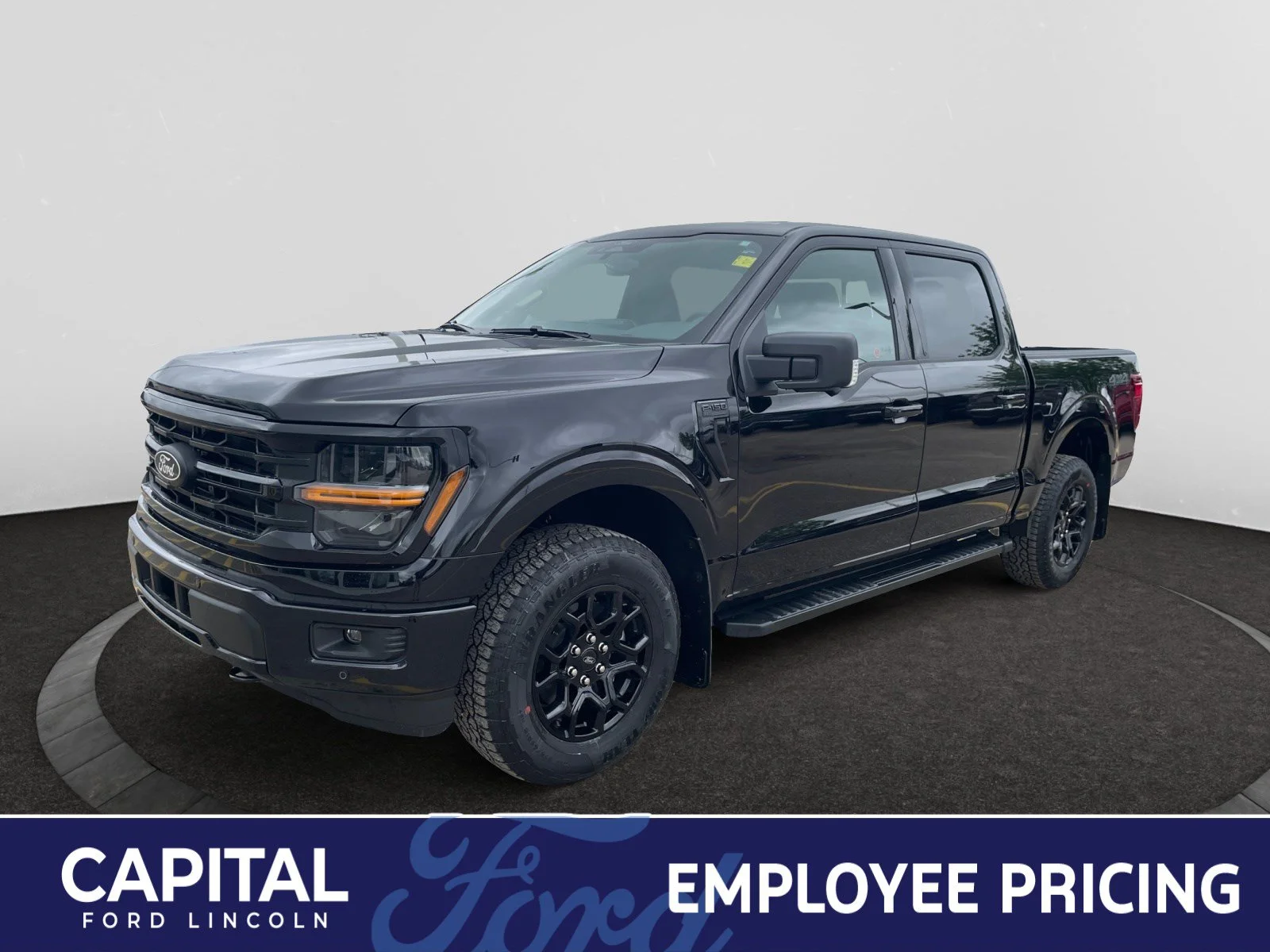 New 2026 Agate Black Metallic Ford XLT image 1
