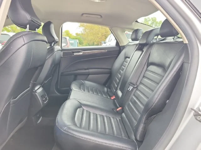 Used 2017 Silver Ford SE image 10