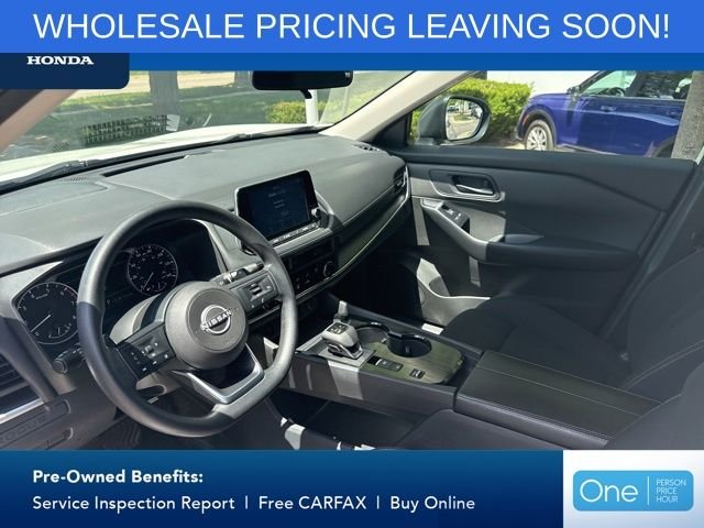 Used 2024 Glacier White Nissan S image 15