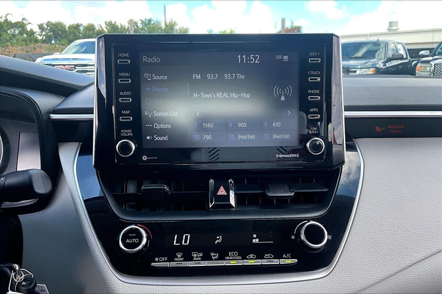 Used 2021 Blueprint Toyota LE image 32