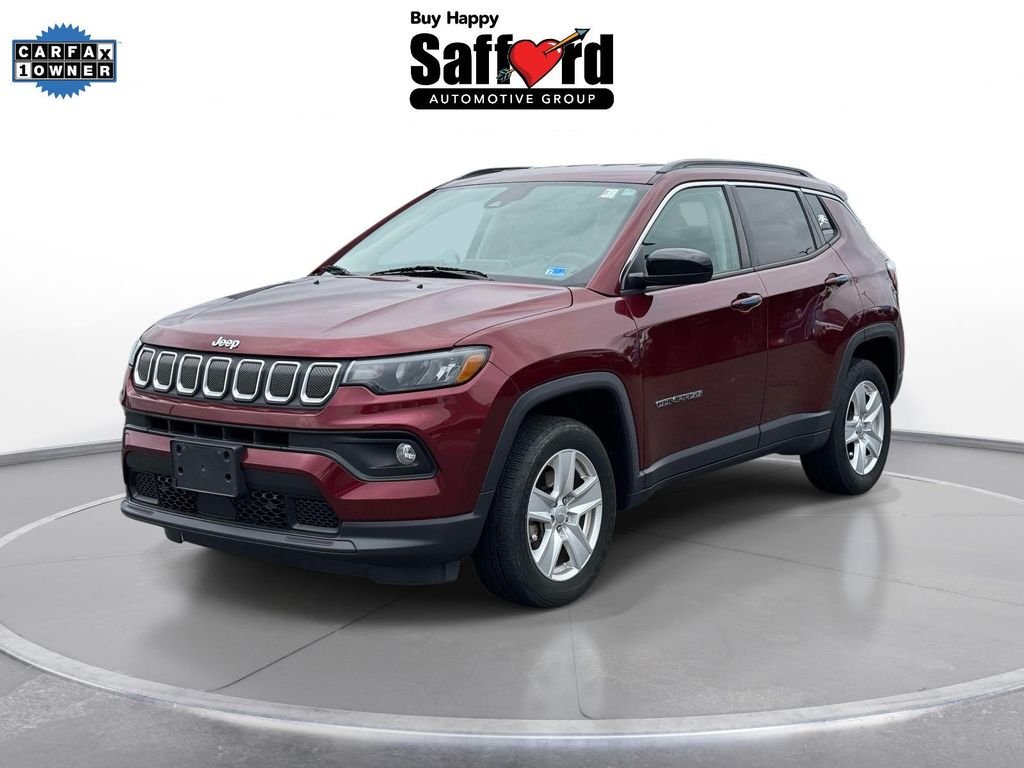 Used 2022 Red Jeep Latitude image 1