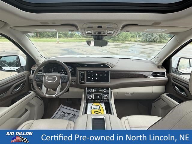 Used 2022 White Frost Tricoat GMC Denali image 18