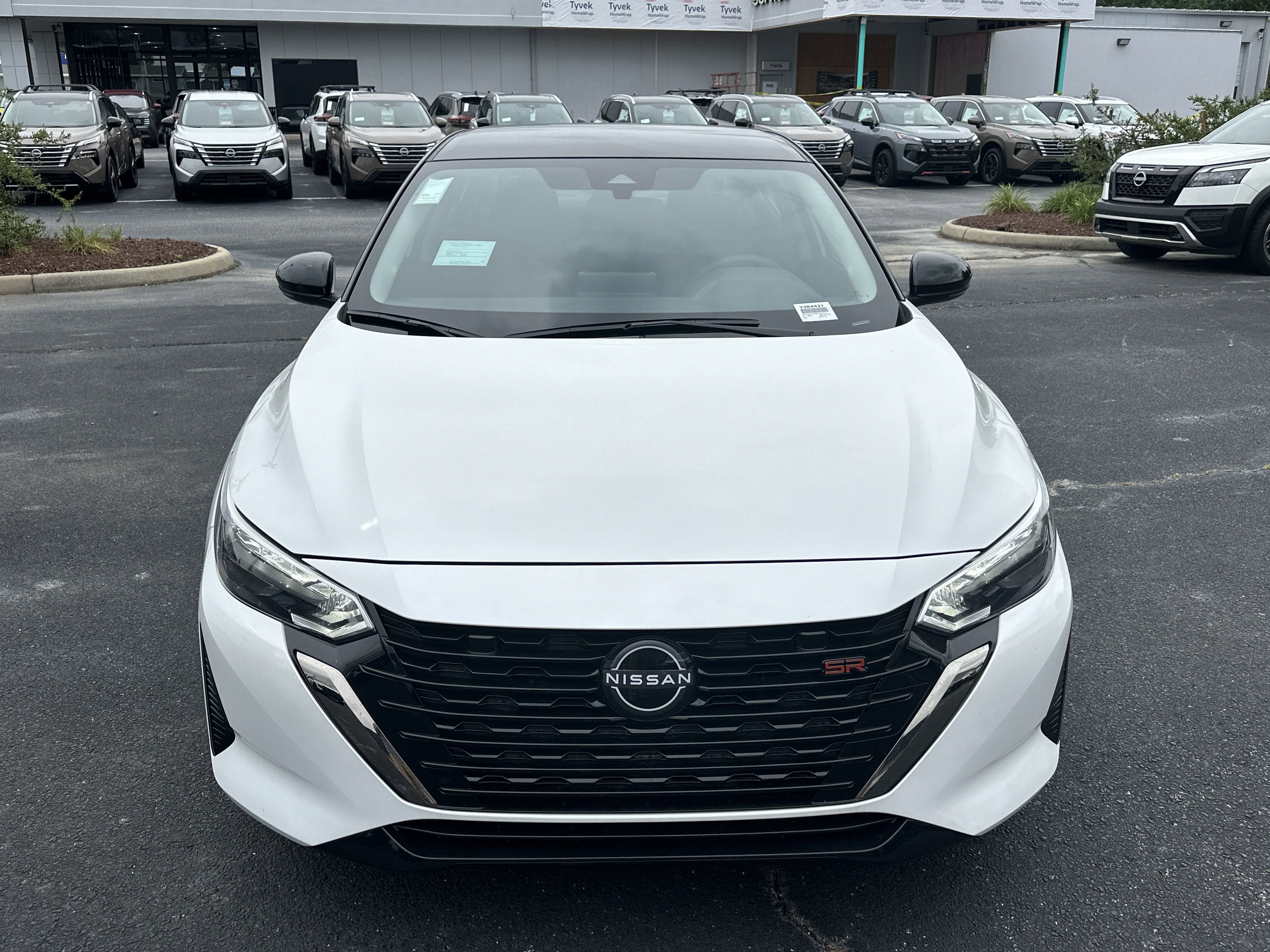 2025 Nissan Sentra SR - Photo 3