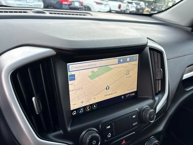 Used 2020 Gray GMC SLE image 22