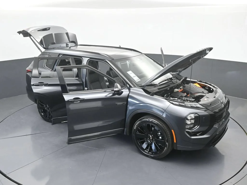 New 2026 Graphite Gray Mitsubishi BLACK EDITION S-AWC image 74