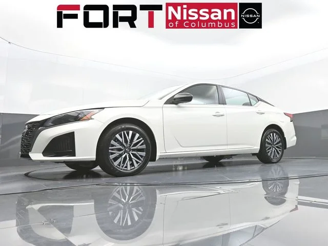 New 2026 Pearl White TriCoat Nissan SV image 36