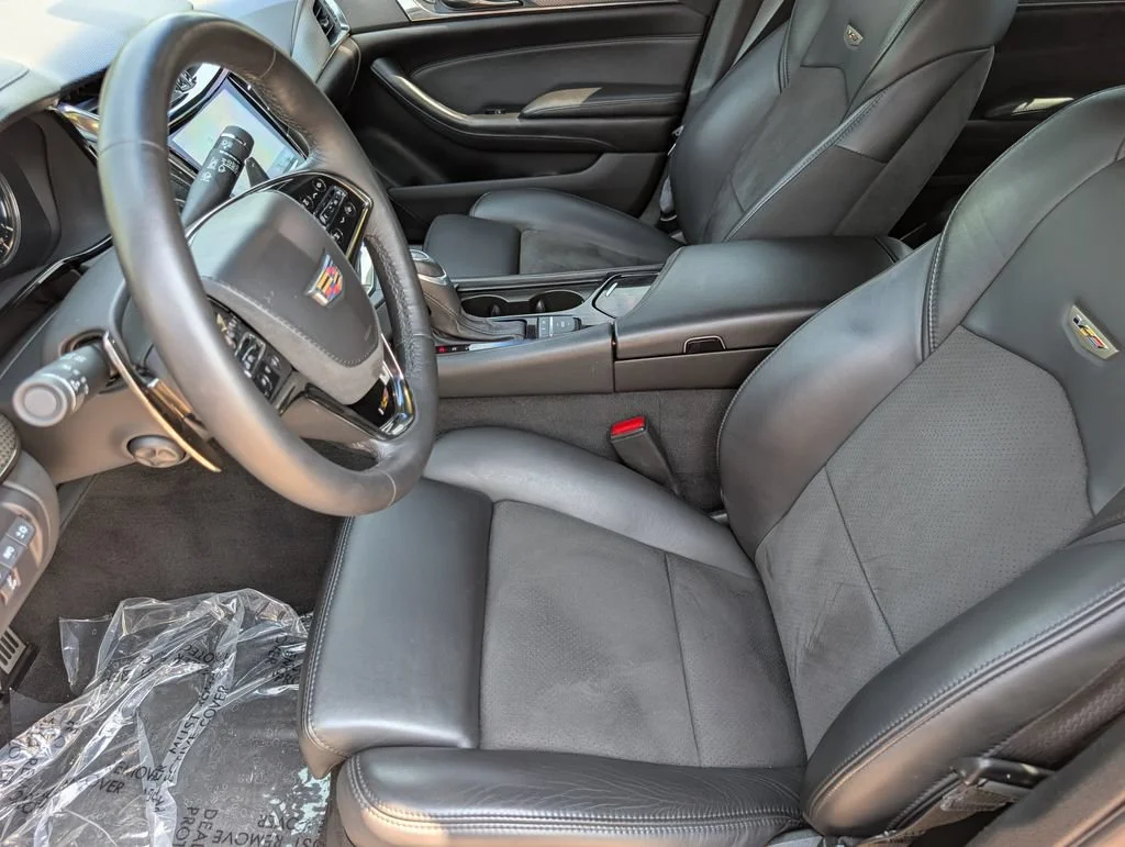 Used 2018 BLACK RAVEN Cadillac 4dr Sdn image 12