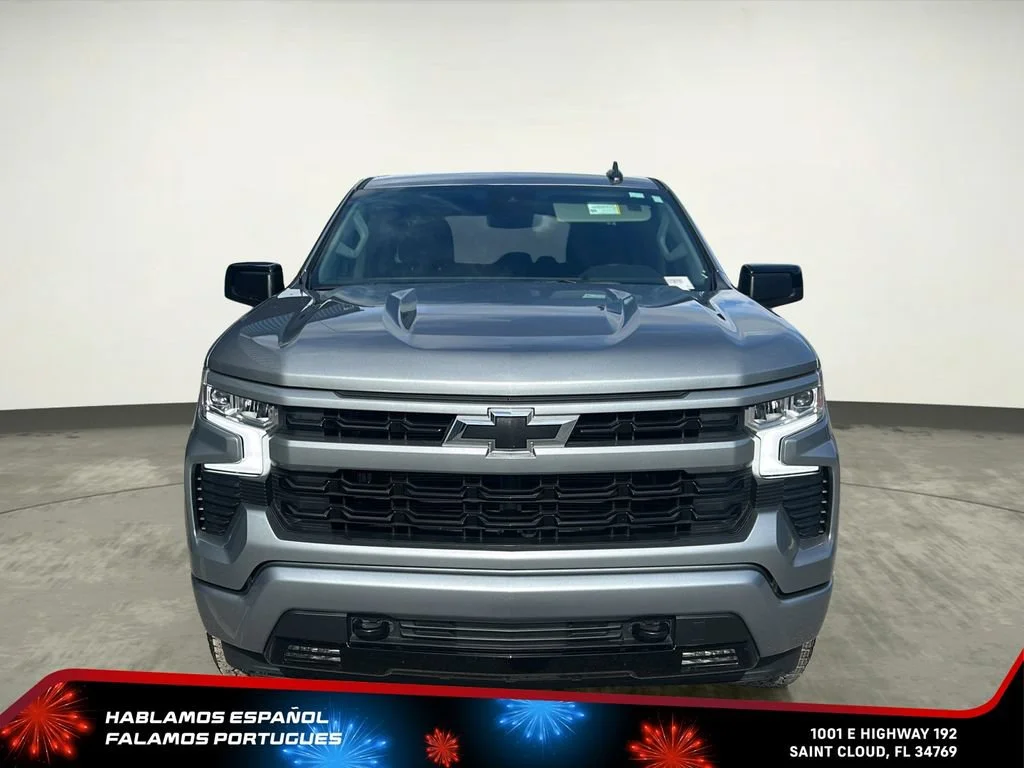 Used 2025 Sterling Gray Metallic Chevrolet RST image 10
