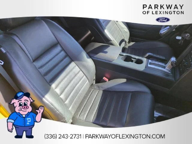 Used 2006  Ford GT Premium image 30