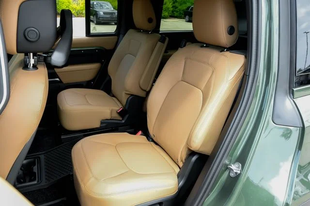 New 2026 Woolstone Green Metallic Land Rover S image 50