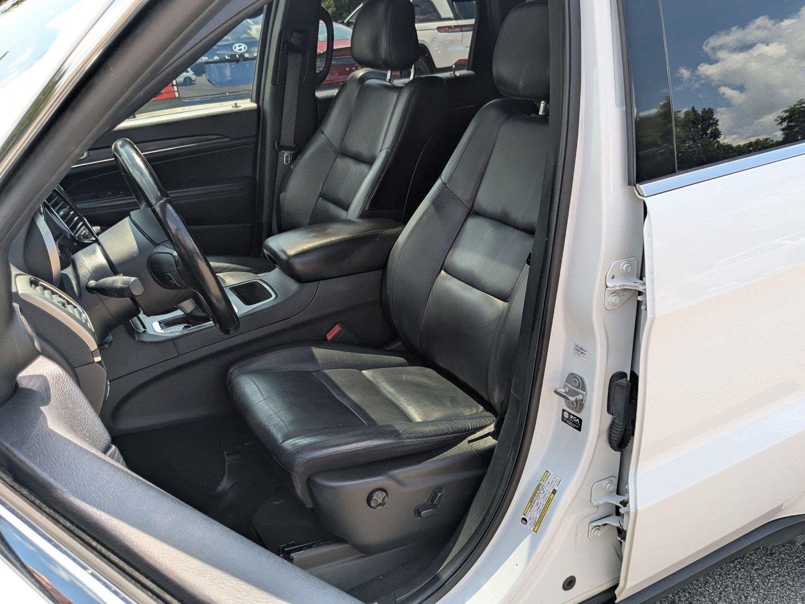 Used 2021 Bright White Clearcoat Jeep Limited image 12