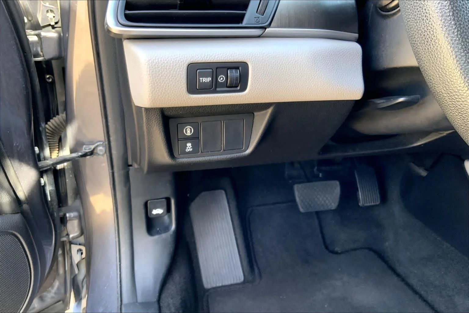 Used 2019 Modern Steel Metallic Honda LX 1.5T image 31