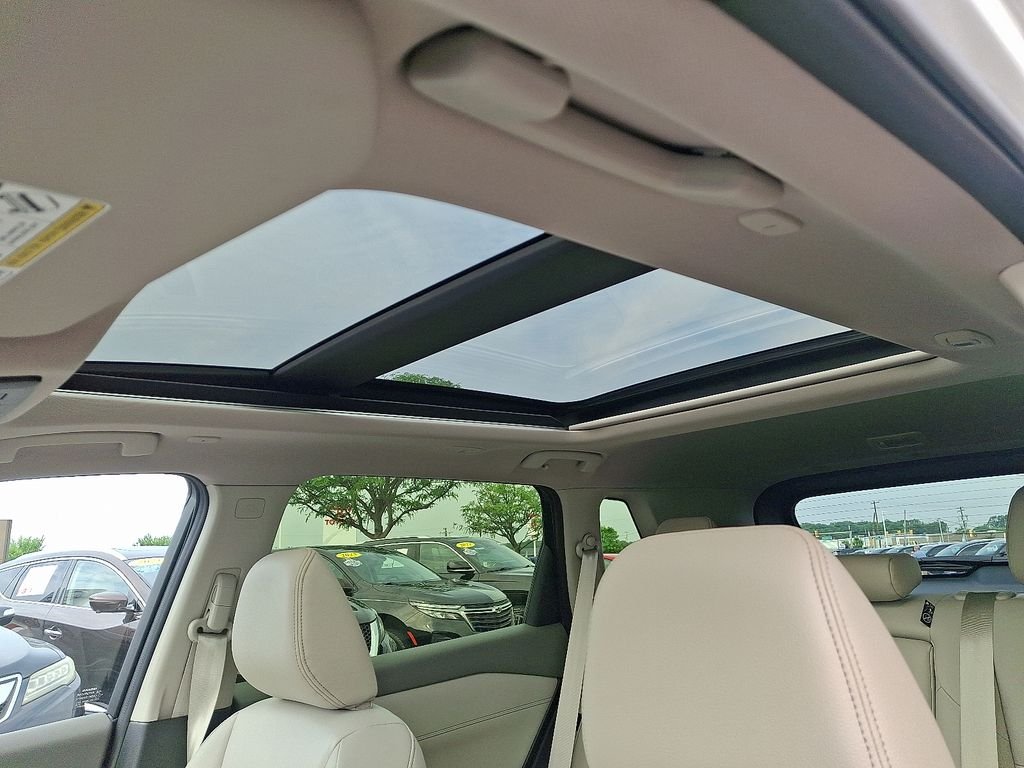 Certified Used 2023 White Nissan SL image 15