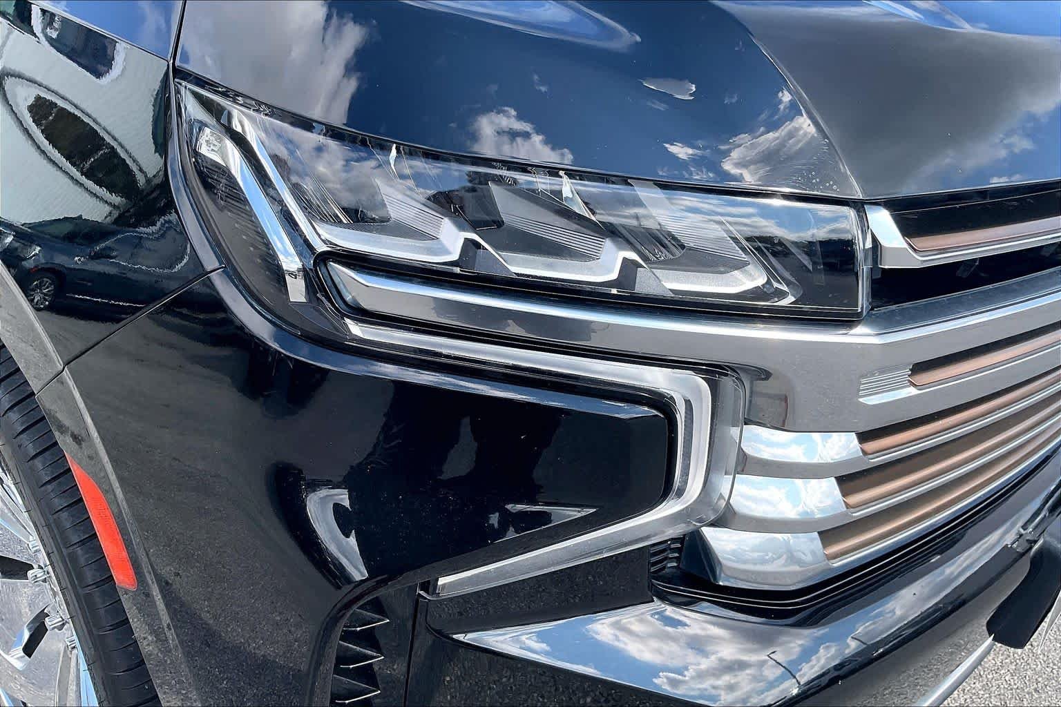 Used 2022 Black Chevrolet High Country image 26