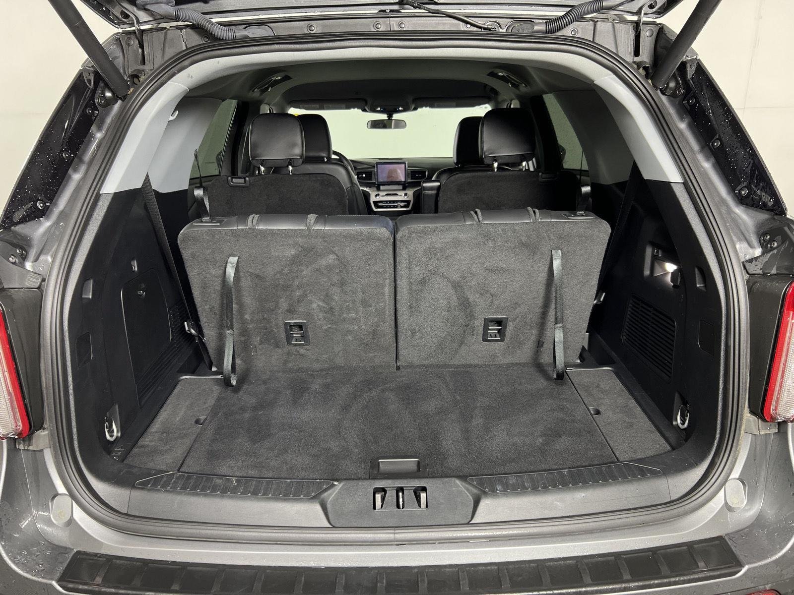 Used 2023 Gray Metallic Ford XLT image 22
