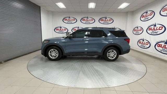 New 2026 Vapor Blue Metallic Ford Active image 6