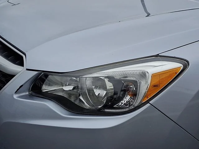 Used 2014 Ice Silver Metallic Subaru 2.0i Sport Limited image 9