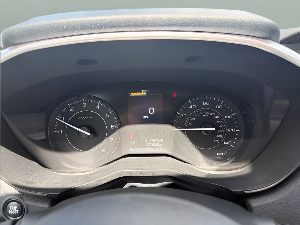 Used 2018 Ice Silver Metallic Subaru 2.0i Premium image 13