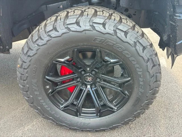 New 2026 Agate Black Metallic Ford XLT image 12