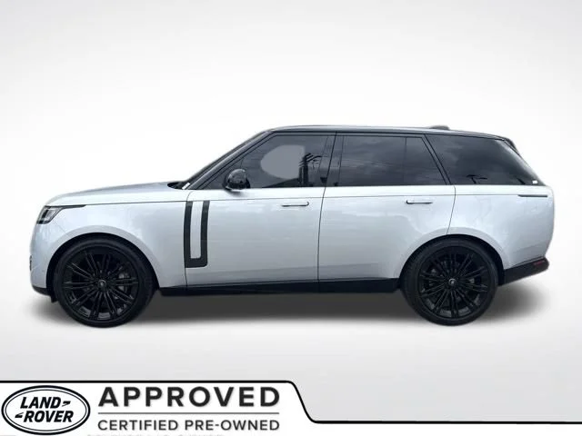 Certified Used 2024 Gray Land Rover SE image 2