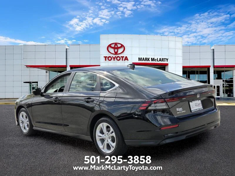 Used 2025 Crystal Black Pearl Honda LX CVT image 3