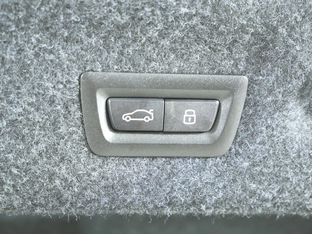Used 2026 White BMW Base image 26