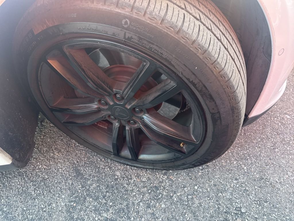 Used 2015 Tesla Model S 85D with VIN 5YJSA1H20FFP76639 for sale in Redlands, CA