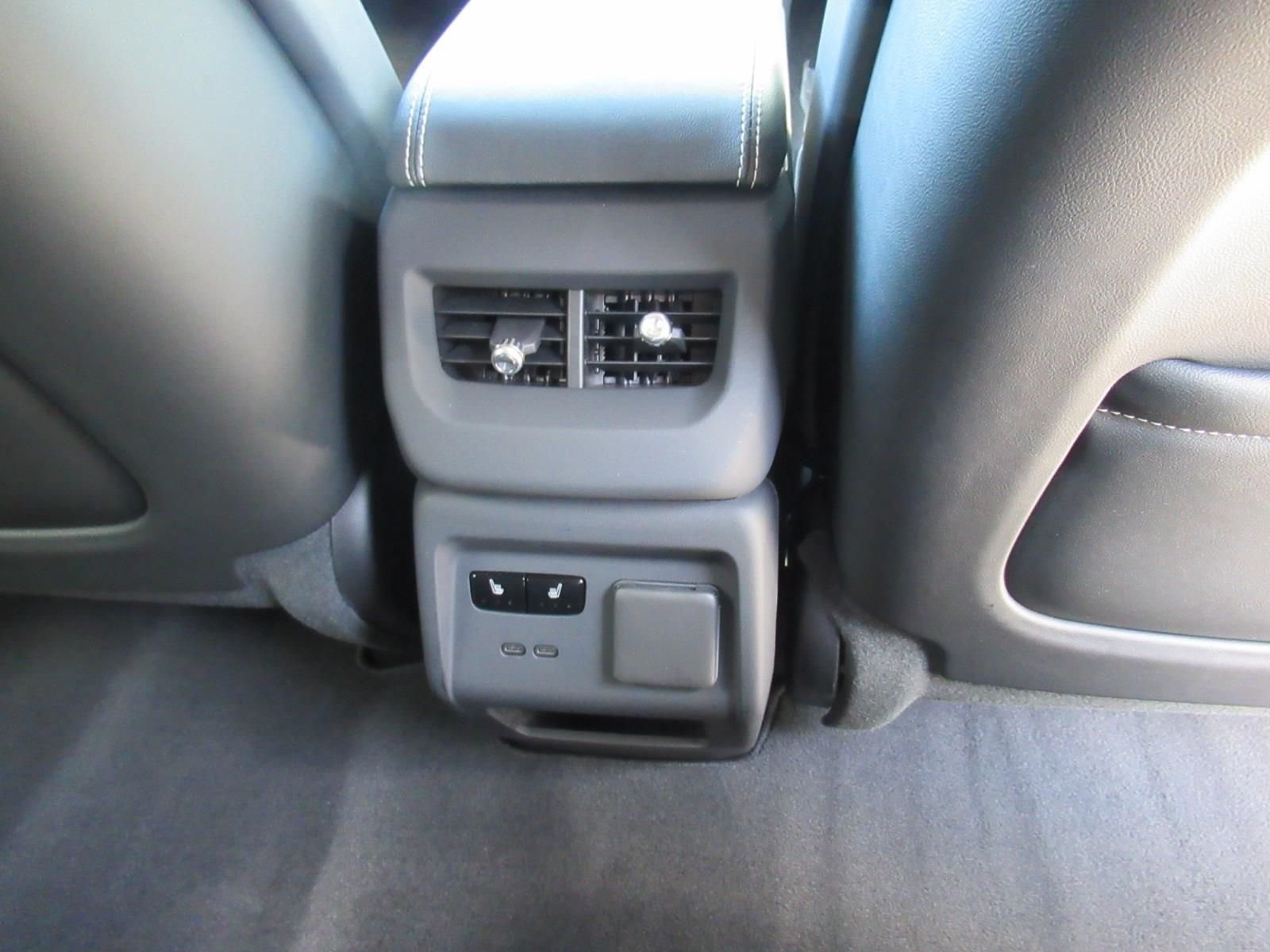 Used 2025 White Cadillac Luxury 2 image 34