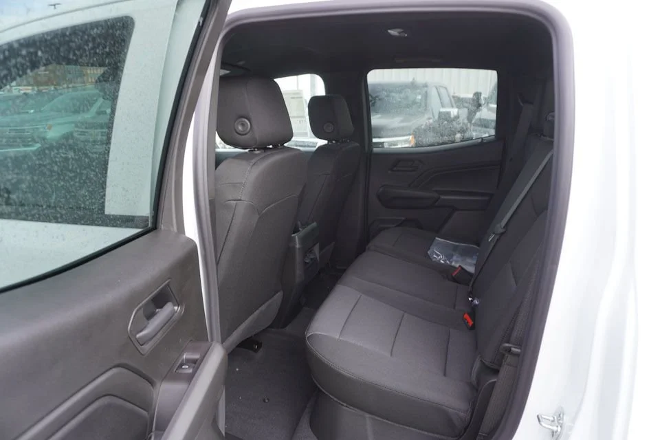 2025 Chevrolet Colorado Work Truck - Photo 11