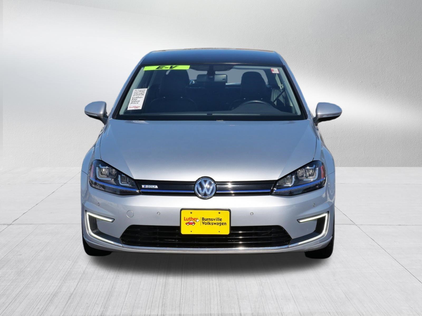 Used 2015 Volkswagen e-Golf e-Golf SEL Premium with VIN WVWPP7AUXFW902519 for sale in Burnsville, MN