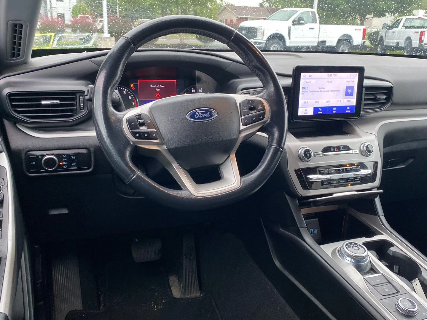 Used 2023 Atlas Blue Ford XLT image 4