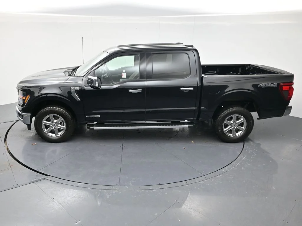 2025 Ford F-150 XLT - Photo 39