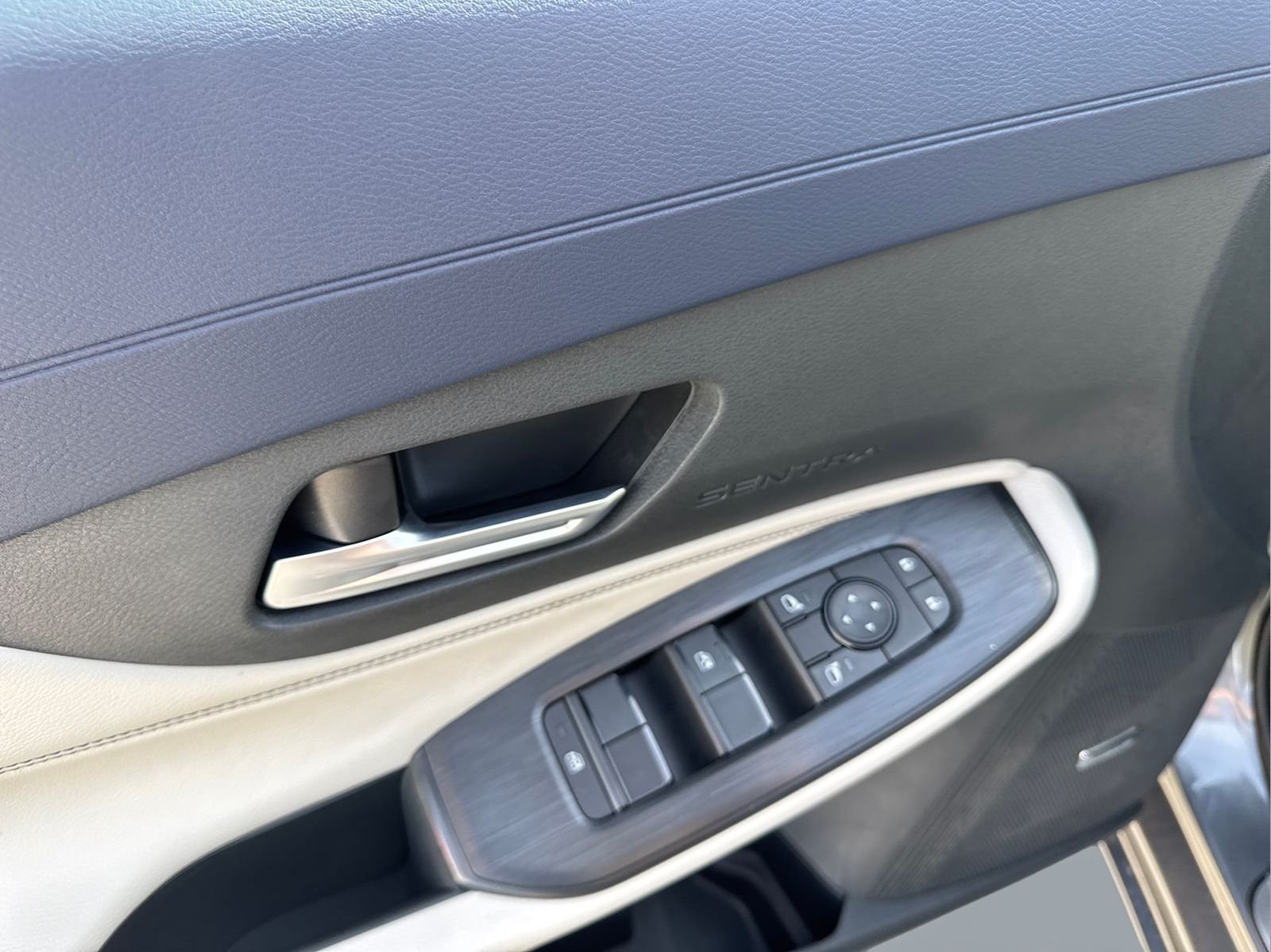 New 2026 Gray Nissan SL image 16