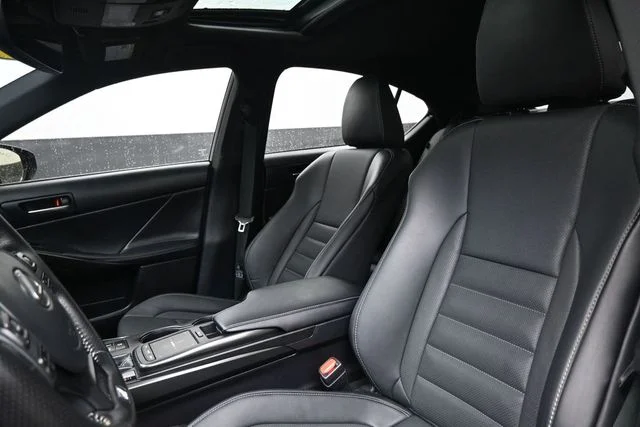 Used 2024  Lexus 350 F SPORT image 22