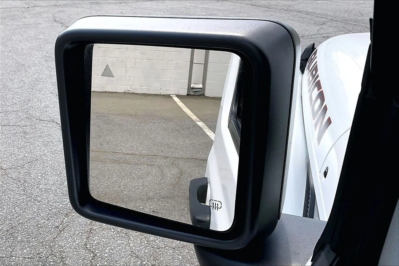 Certified Used 2018 White Jeep Rubicon image 28