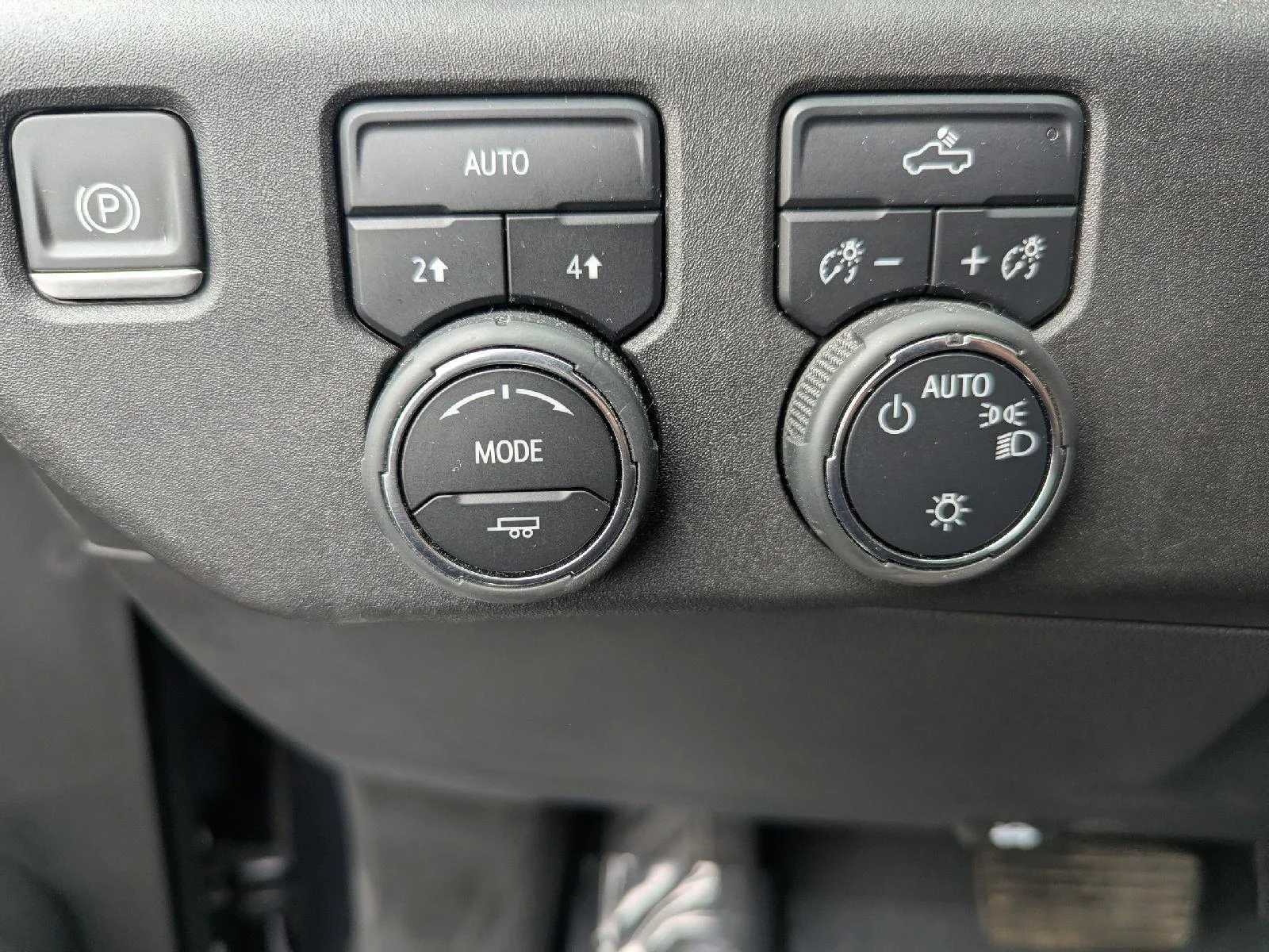 Used 2023 Dark Ash Metallic Chevrolet LT (2FL) image 22