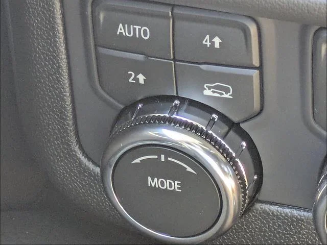 2026 GMC Yukon XL Denali - Photo 26