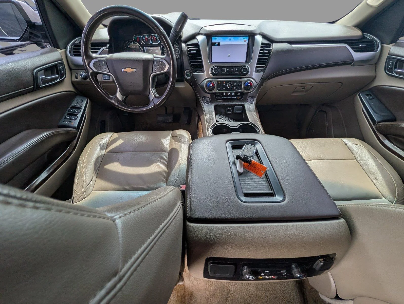 Used 2015 Champagne Silver Metallic Chevrolet LT image 28