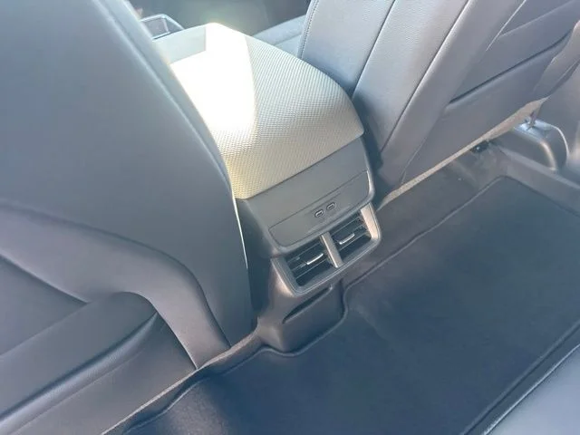 New 2027 White Chevrolet LT image 22