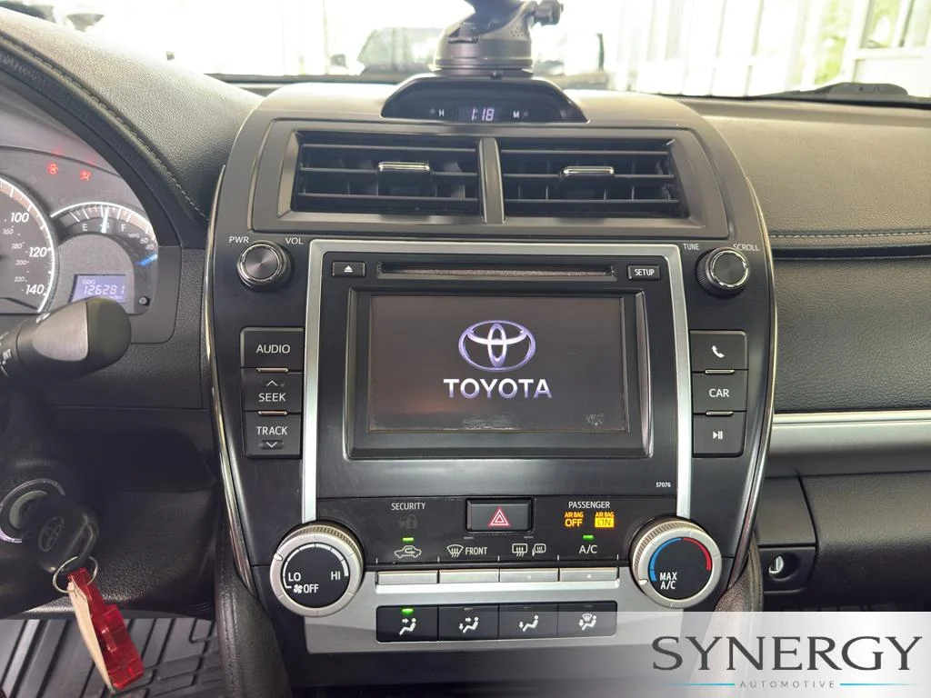 Used 2014 Magnetic Gray Metallic Toyota SE image 8