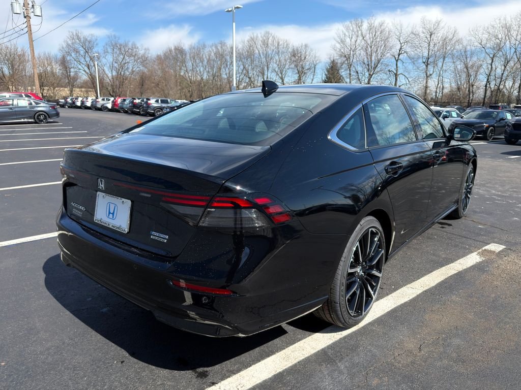 New 2026 Crystal Black Pearl Honda Touring image 5