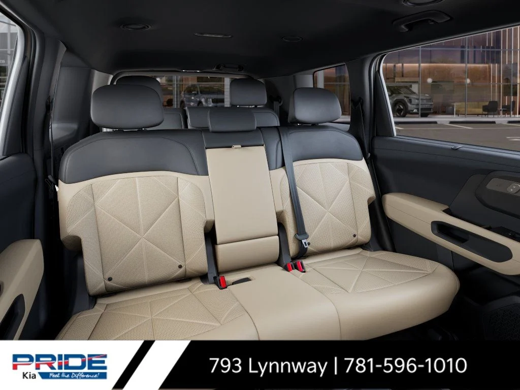 New 2027 Ivory Silver Kia EX image 17