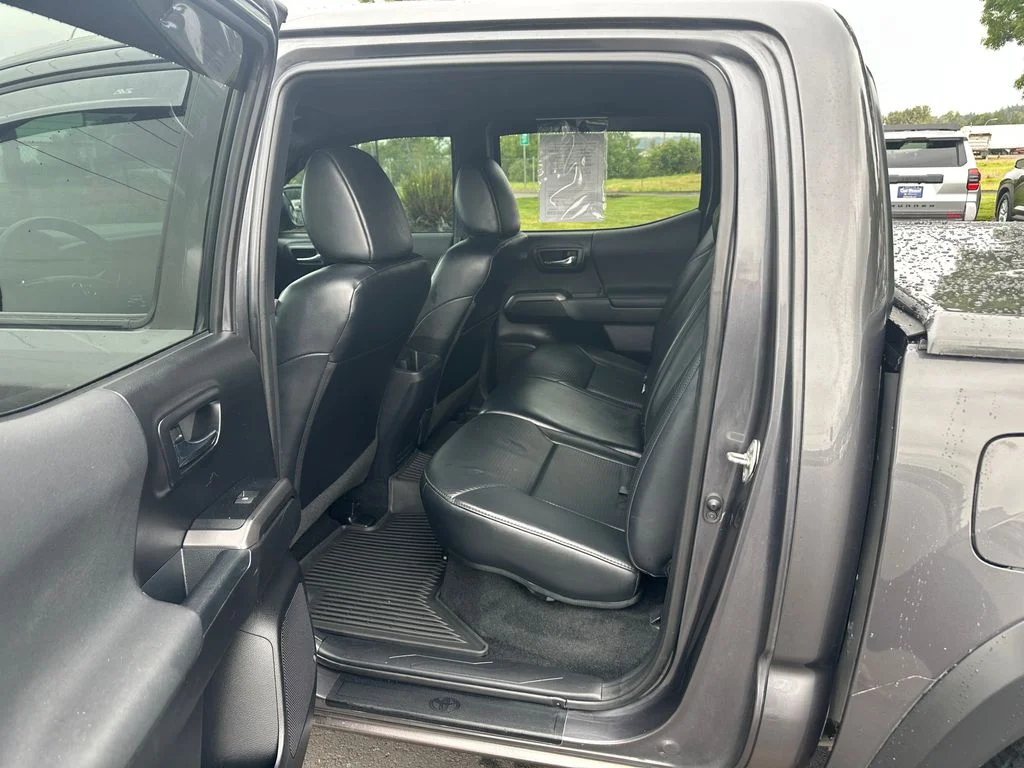 Used 2019 Gray Toyota TRD Off-Road image 12
